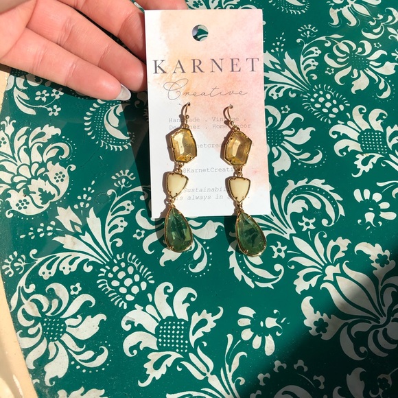 SOLD Stella & Dot Pippa Stone Green Trend Earring - Picture 3 of 4